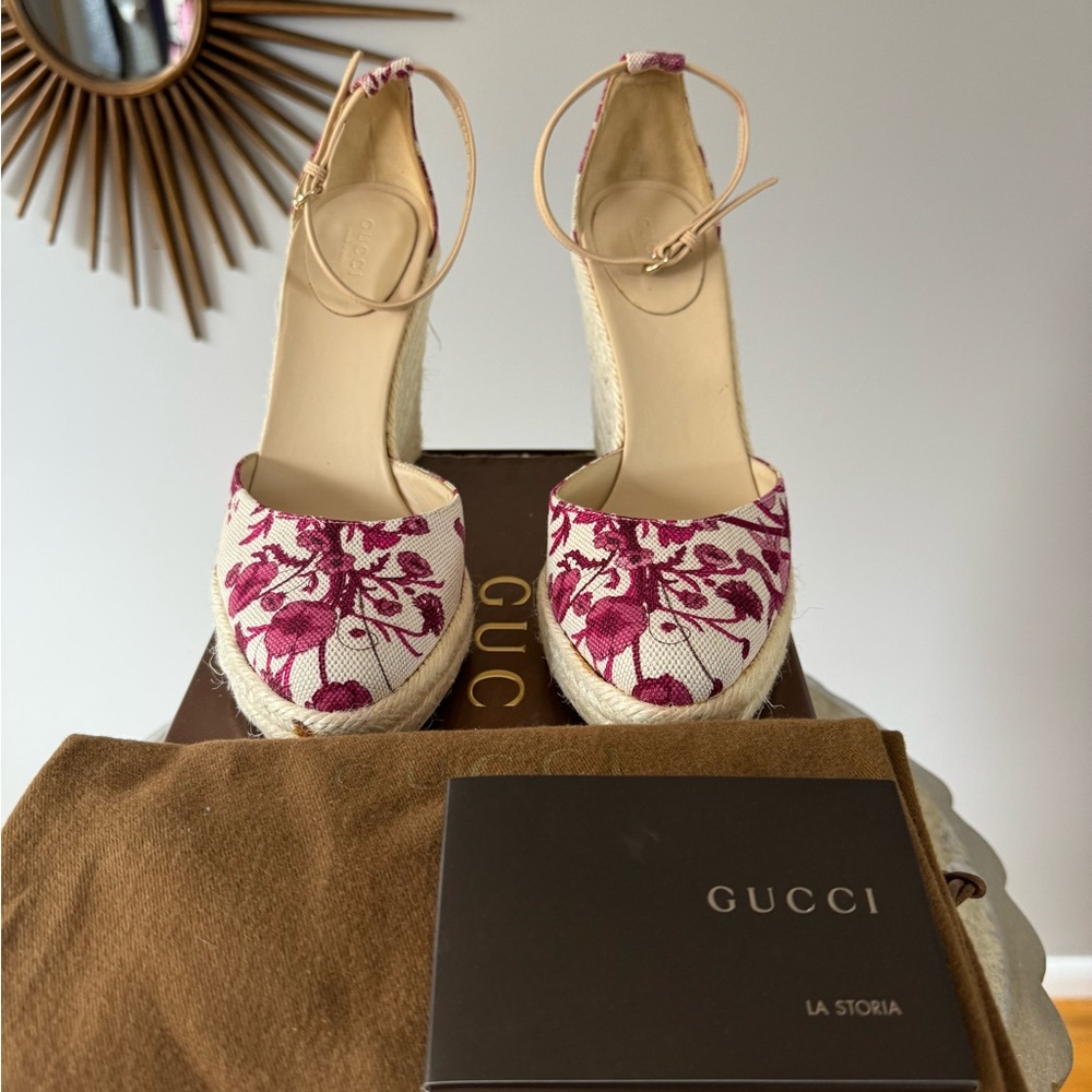 GUCCI - Floral Espadrille Wedge Sandals - Picture 12 of 14
